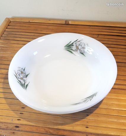 Plat Rond Creux Arcopal Vintage - Décor Fleurs Narcisses Vert Et Blanc - 28 Cm