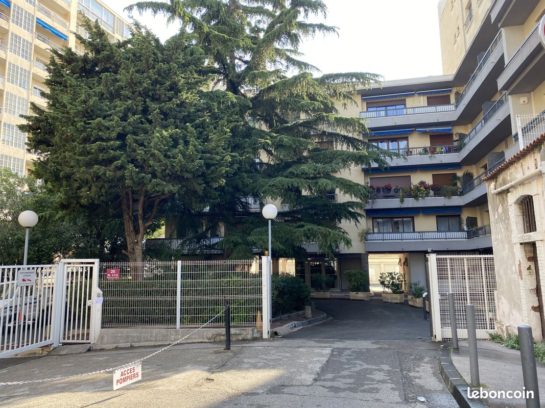 Parking 16 m² · à Marseille · 16 m² · 150 €
