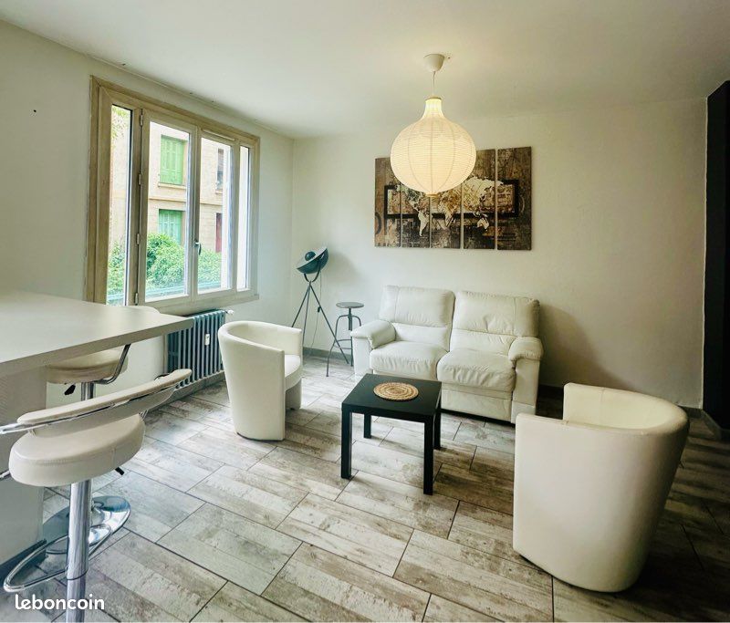 Appartement 4 pièces 90 m² · à Saint-Étienne · 90 m² · 169 000 €