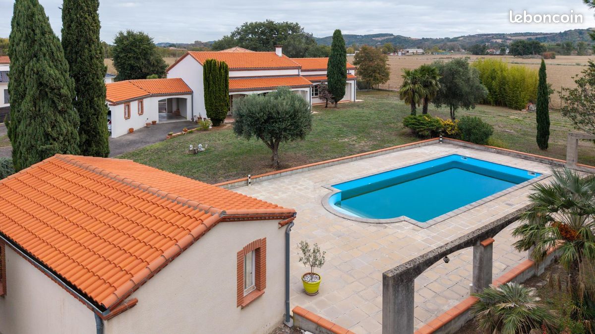 Maison 6 pièces 200 m² · au Fauga · 200 m² · 579 000 €