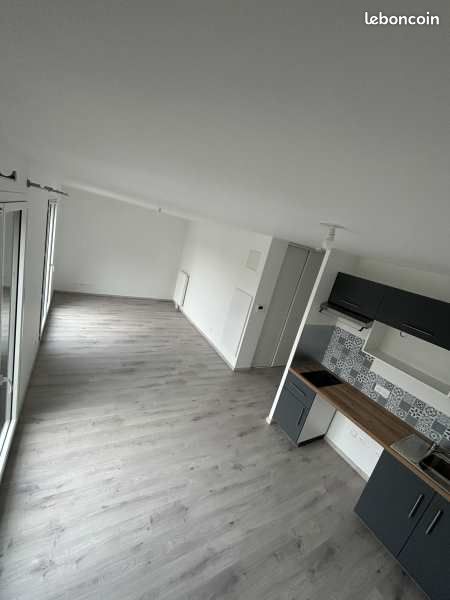 Appartement 1 pièce 33 m² · à Margny-lès-Compiègne · 33 m² · 470 €/mois