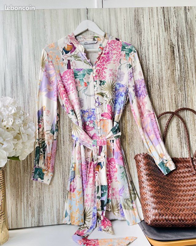 Robe Fleurie Robe A ImprimÃ© Floral Zara Robe Courte Robe ImprimÃ