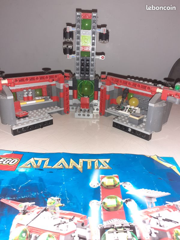 Sous marin LEGO (image 1)