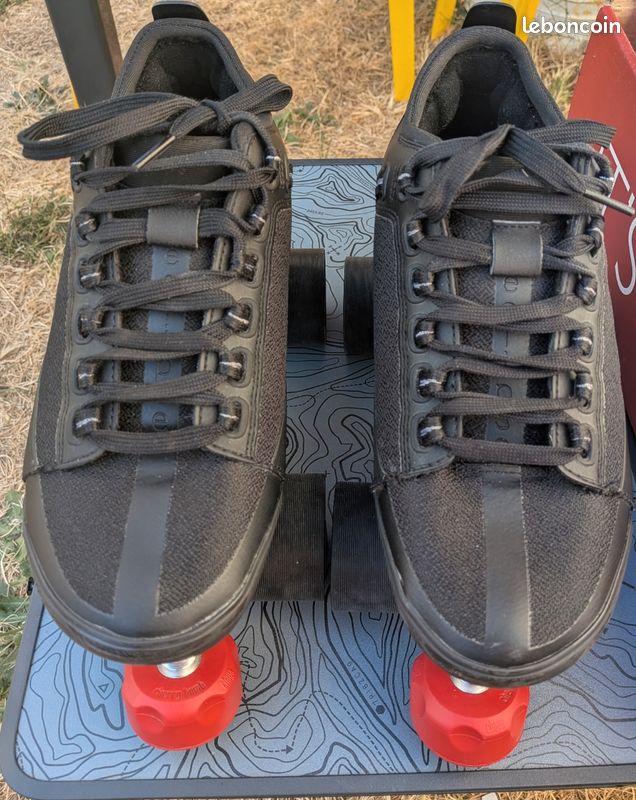 🛼 Rentrée Derby -) vends patins de Roller Derby Chaya Eclipse taille 40 d'avril 2026 🛼 (image 1)
