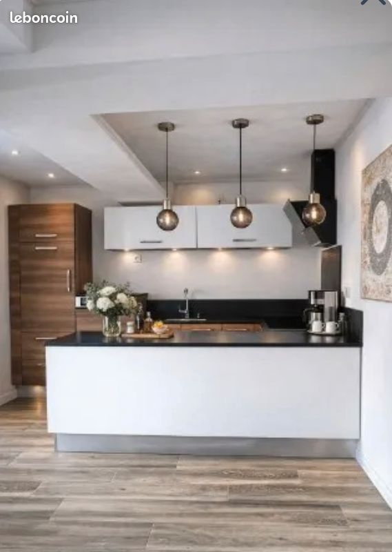 Appartement 3 pièces 94 m² · à Lyon · 94 m² · 1 000 €/mois