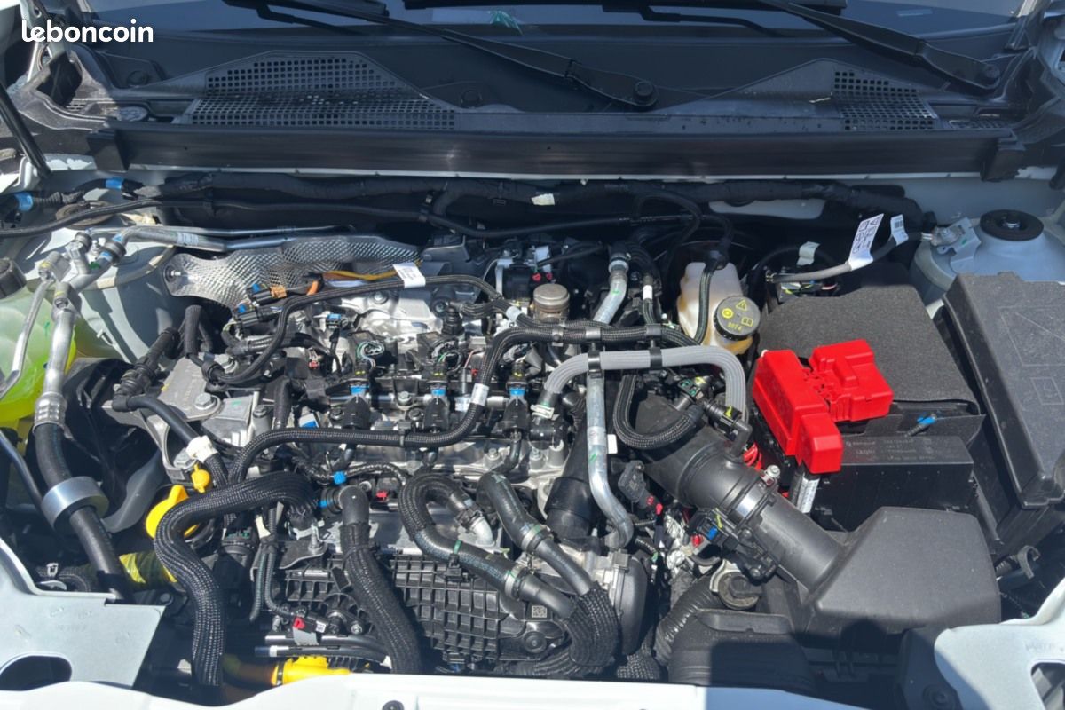 Dacia Duster HYBRID-G 150 4X4 EXTREME PLUS -1% (image 20)