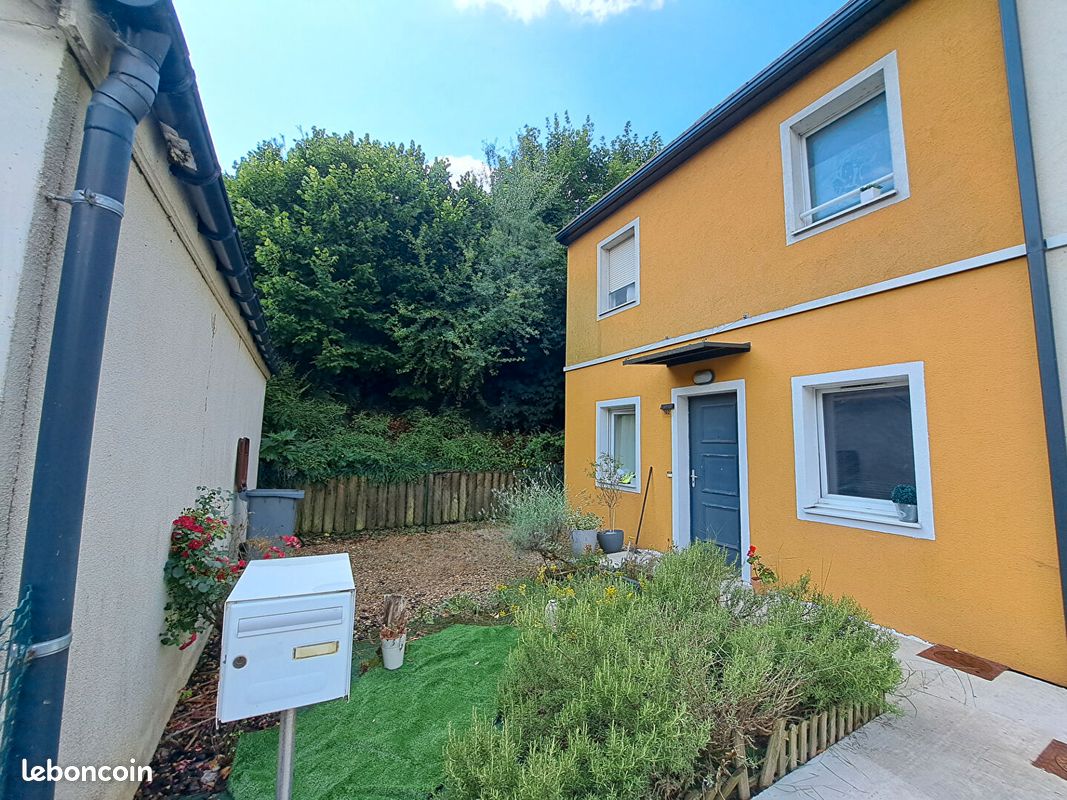 Maison 4 pièces 80 m² · à Dammarie-les-Lys · 80 m² · 240 000 €