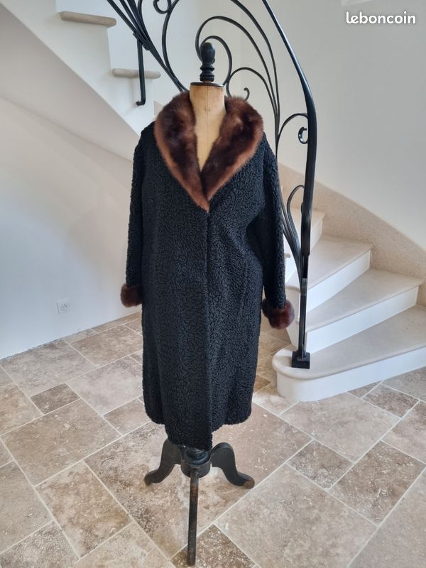 Manteau Femme Astrakan Vintage - Taille 44 - Noir à Col - Doublure Satin - Occasion Très Bon état