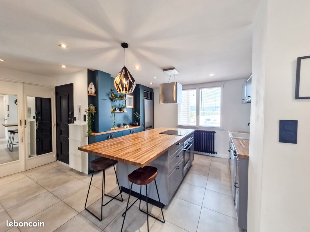Appartement 3 pièces 70 m² · à Annecy · 70 m² · 365 000 €