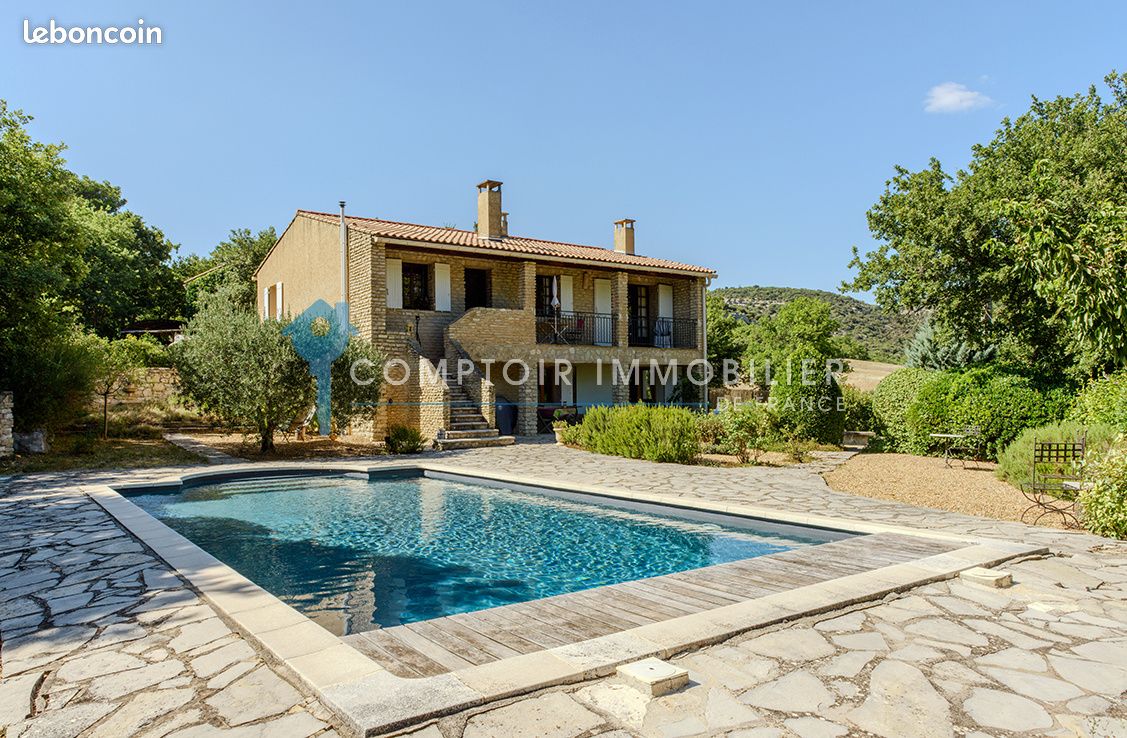 Maison 6 pièces 177 m² · à Murs · 177 m² · 575 000 €