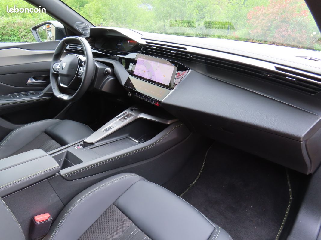PEUGEOT 308 SW 1.6 16V 225 Hybrid Pack GT 180Cv (image 12)