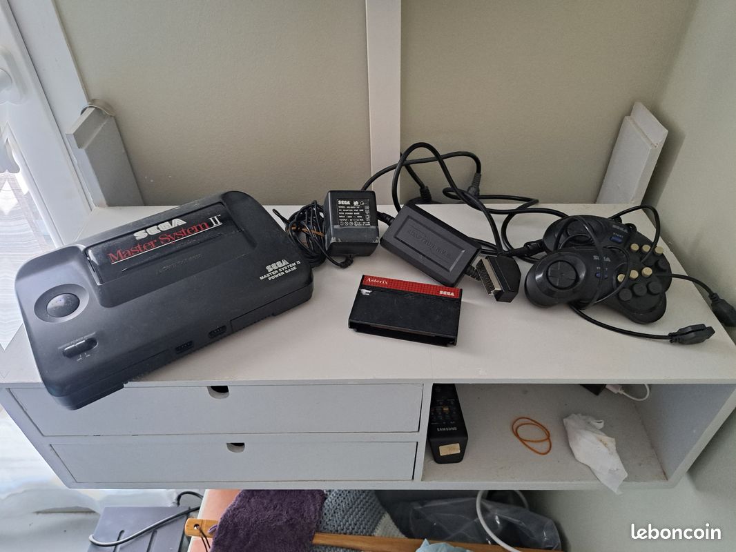 Master system 2 avec alex kidd intégré plus light phaser à