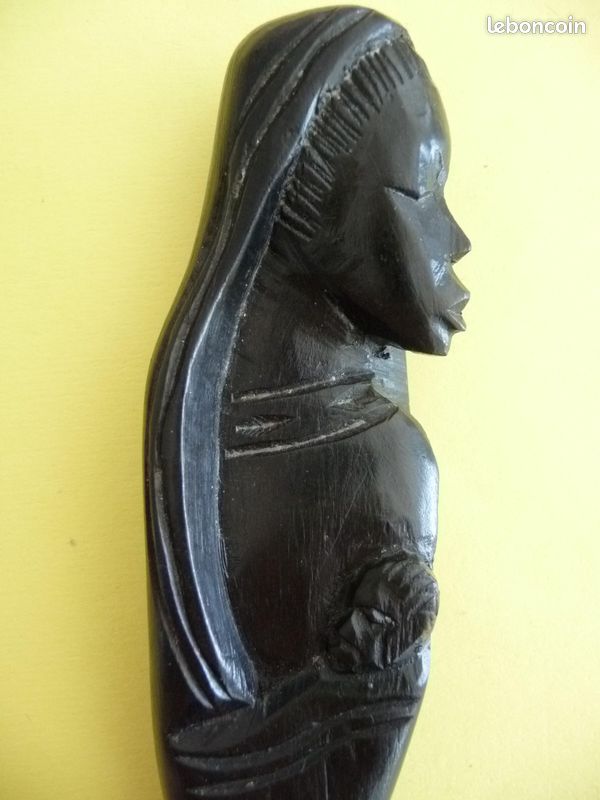 Vierge Noire Africaine - Statue en Bois Noir Sculpté ébène ART AFRICAIN 12 cm (image 10)