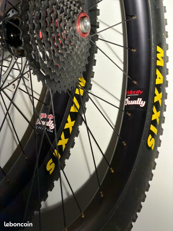 Jeu de roues de vélo de montagne, axe traversant Boost