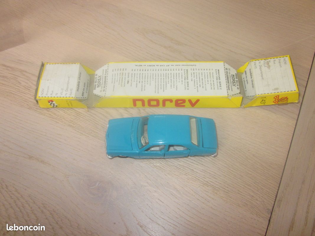 Miniature Norev Jet Car – Peugeot 504 Police – Échelle 1:43 – Métal – Collection