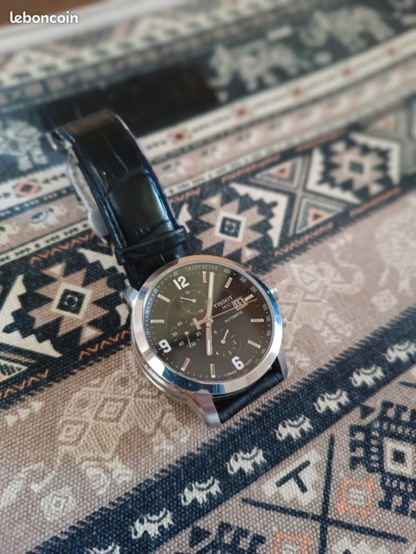 Montre Tissot PRC 200 Chronographe - Noire - Homme - Occasion Avec Traces D'Usure