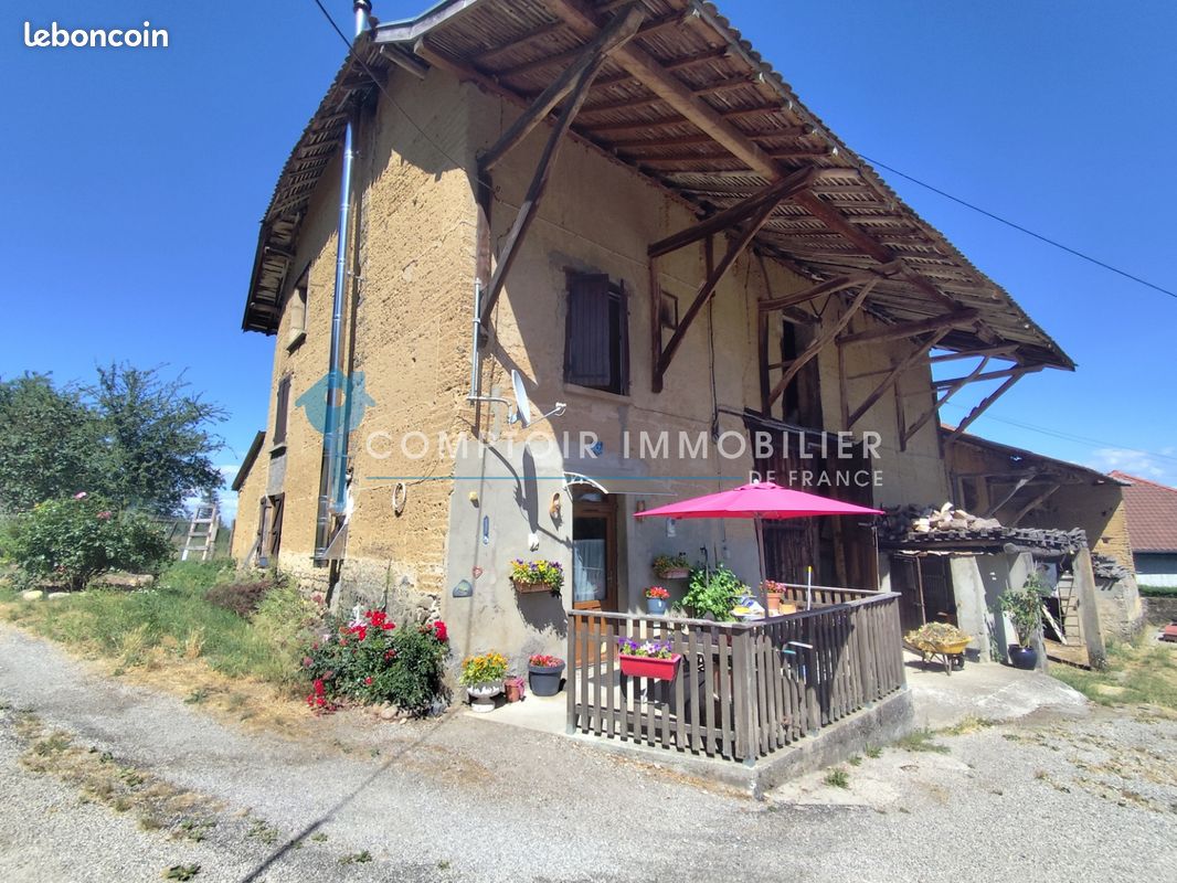 Maison 3 pièces 76 m² · à Villages du Lac de Paladru · 76 m² · 65 000 €