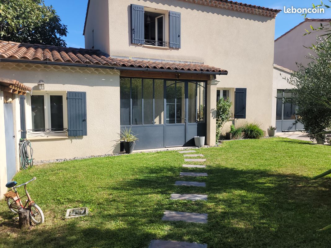 Maison 6 pièces 135 m² · à Vedène · 135 m² · 375 000 €