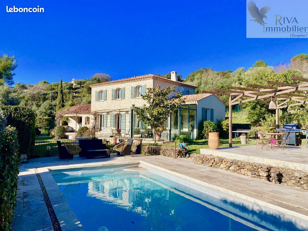 Maison 8 pièces 200 m² · à Évenos · 200 m² · 895 000 €