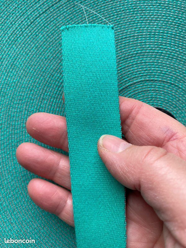 Roule de lanière verte (image 2)