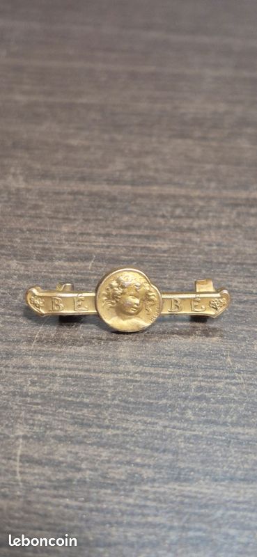 Broche ART NOUVEAU à fleur & ajourée plaqué or - Le palais des bricoles
