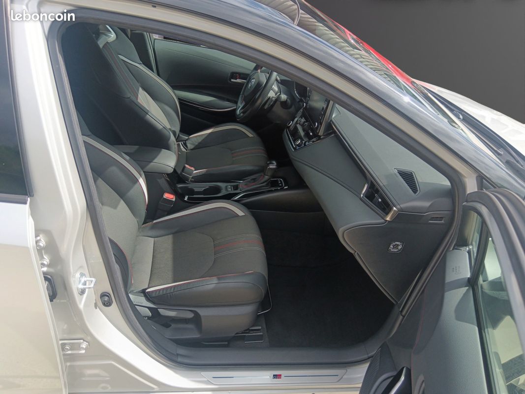 TOYOTA COROLLA HYBRIDE MY22 2.0 VVT-I 184CH GR Sport Caméra Carplay Garantie 12 mois (image 10)