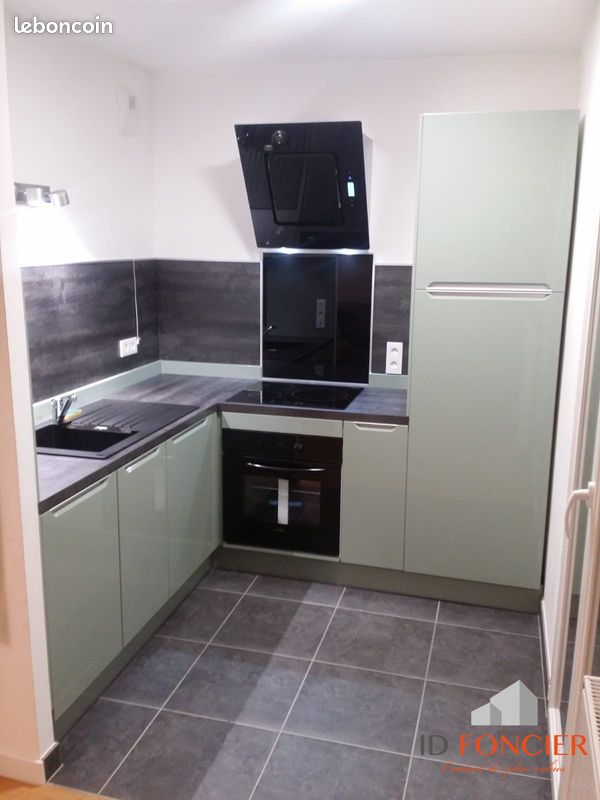 Appartement 1 pièce 30 m² · à Palaiseau · 30 m² · 870 €/mois