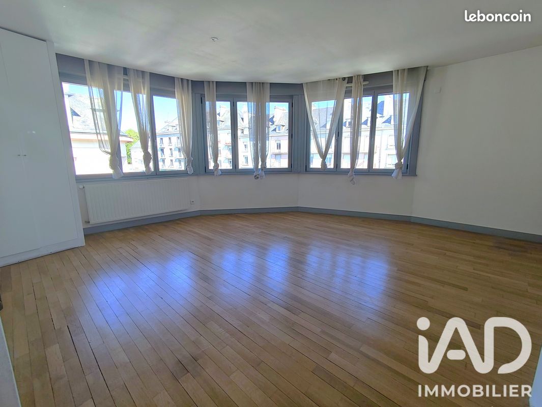 Appartement 6 pièces 162 m² · à Hennebont · 162 m² · 299 800 €