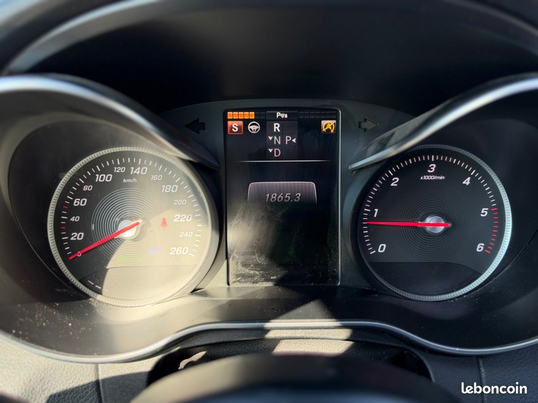 Mercedes CLASSE C BREAK 220 d Sportline 9G-Tronic {TOIT OUVRANT - SIEGE ELECTRIQUE - SON BURMESTER} (image 33)