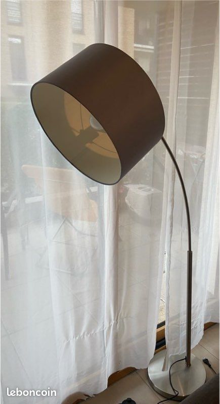 Lampe de salon (image 1)