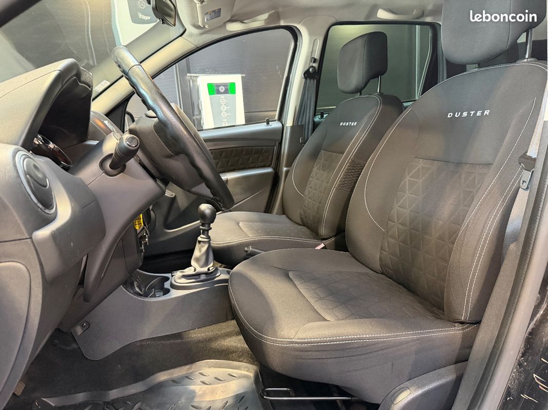 DACIA DUSTER 4X4 1,5L DCI 110Ch LAUREATE 1ère MAIN (image 8)