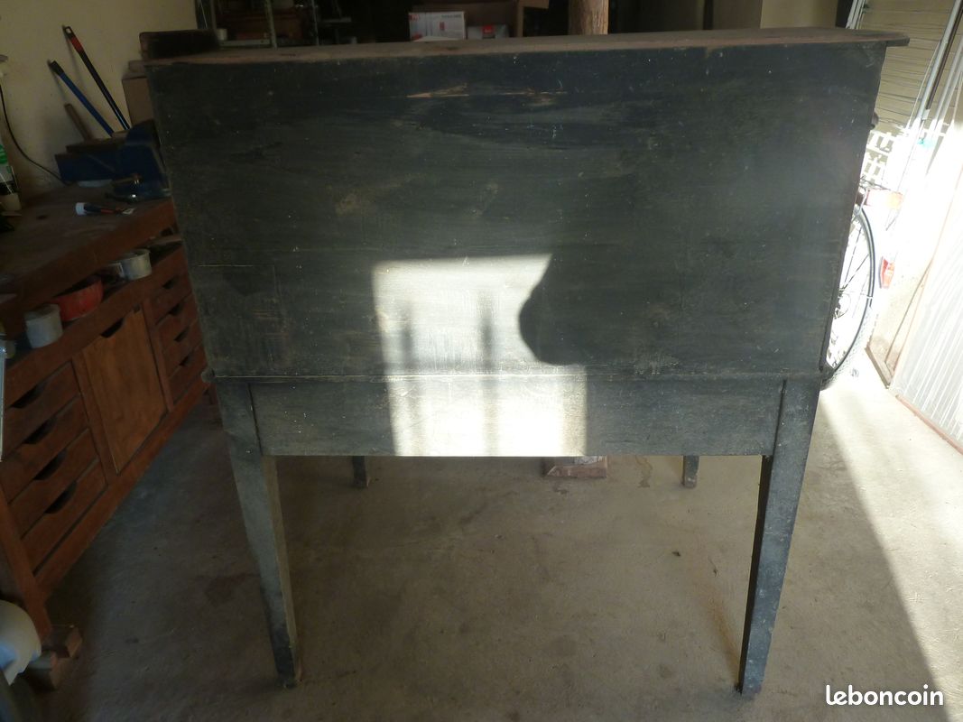 Bureau ancien à rénover (image 3)