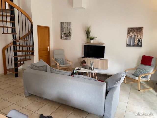 Maison 5 pièces 90 m² · à Châteauneuf-les-Martigues · 90 m² · 1 850 €