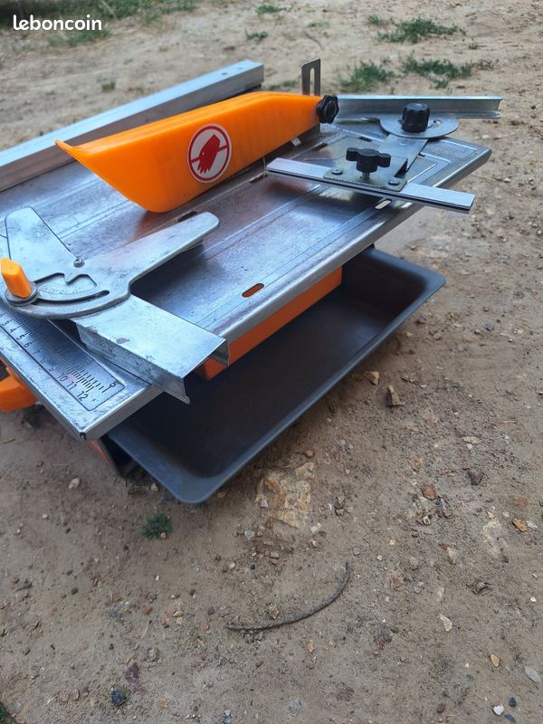 Scie à eau pour carrelage Dexter 750 W (image 2)