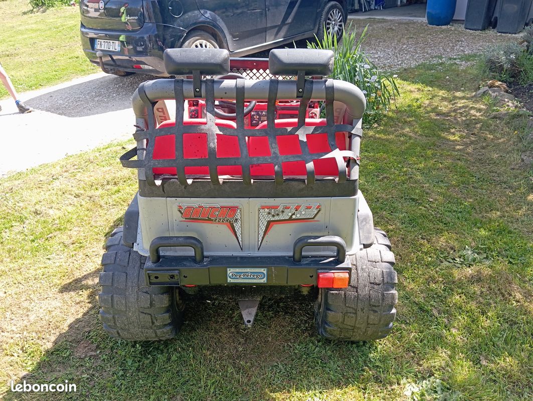 Vends voiture enfant électrique batterie 12 vol (image 4)