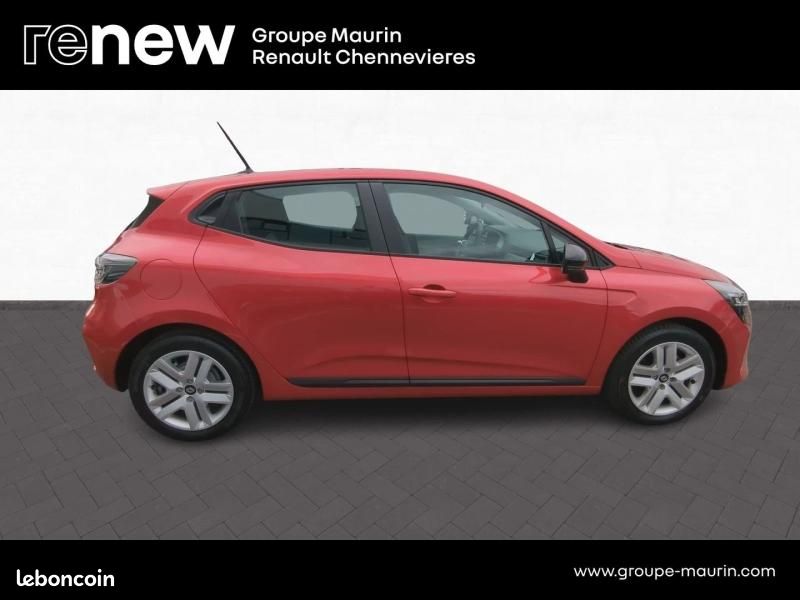 Renault Clio 1.6 E-Tech 145ch full hybrid Evolution - 24 (image 4)