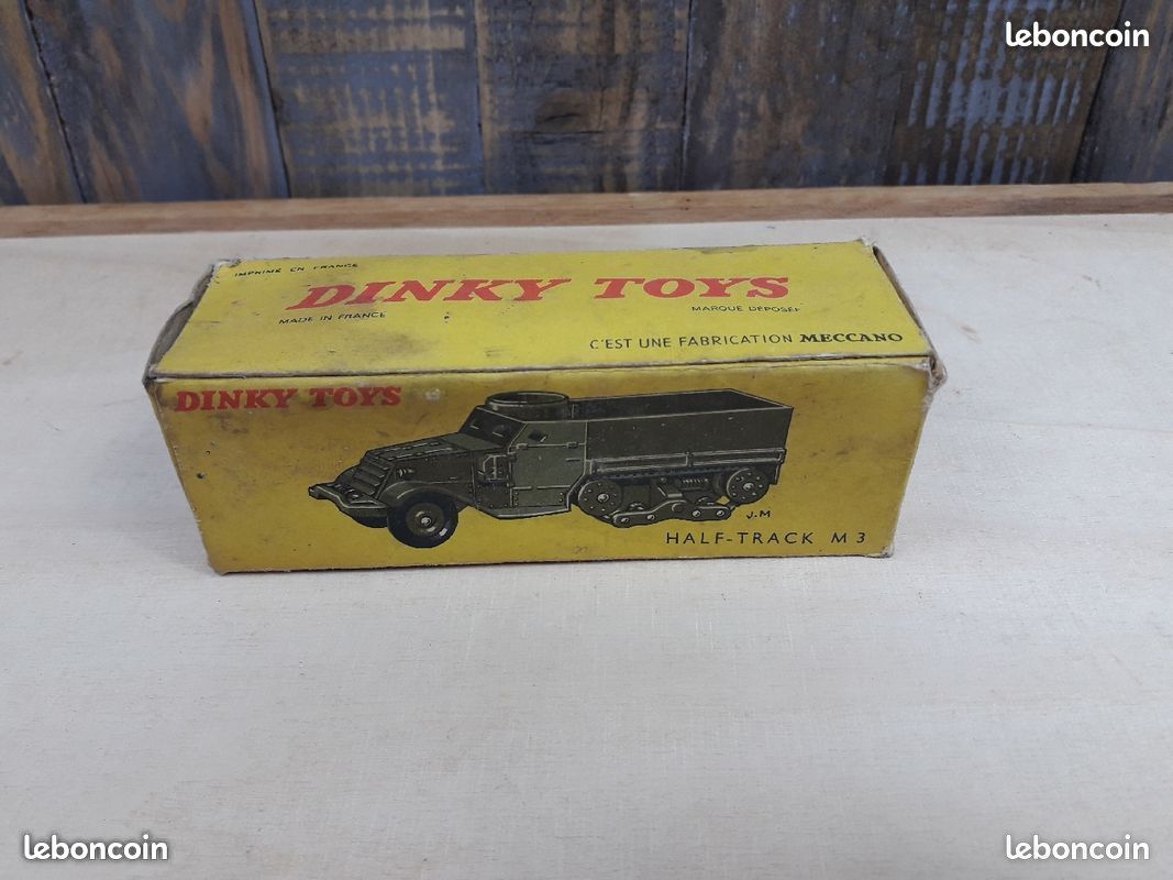Miniature DINKY TOYS HALF TRACK - Collection
