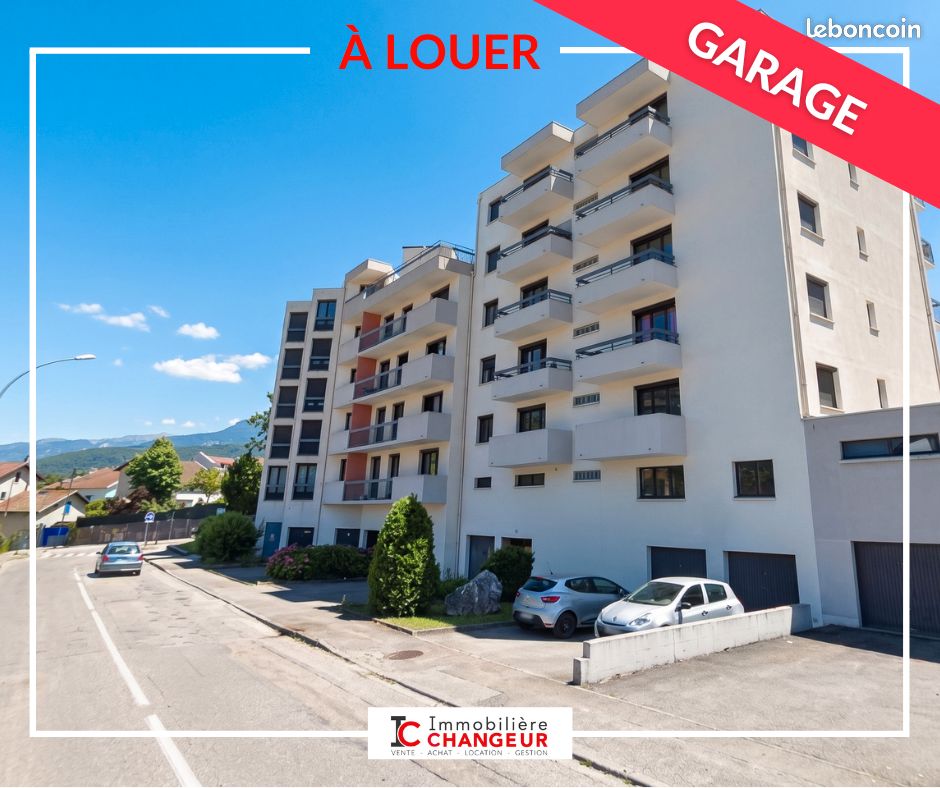 Parking/box LA BUISSE · 106 €/mois