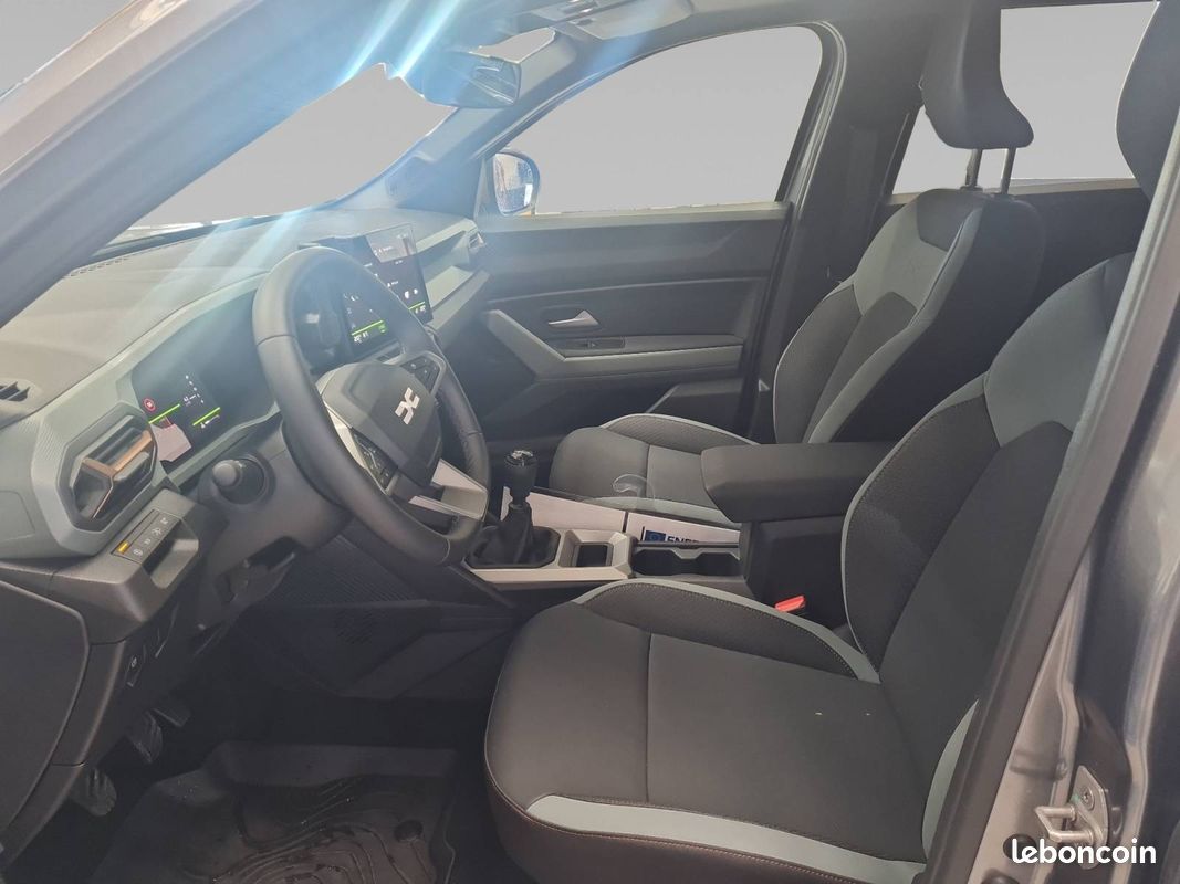 DACIA Bigster TCe 140 Extreme (image 9)