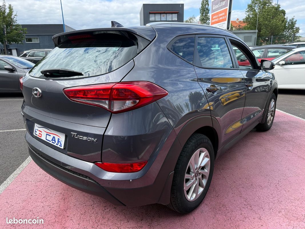 Hyundai TUCSON 1.7 Executive 116CH / Première main (image 7)