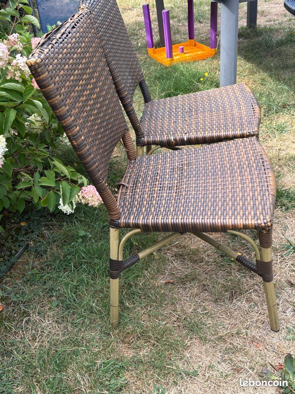 Chaises (image 4)