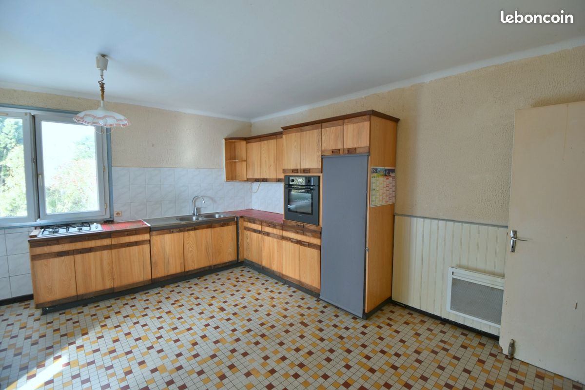 Maison 9 pièces 87 m² · à Le Landreau · 87 m² · 190 000 €