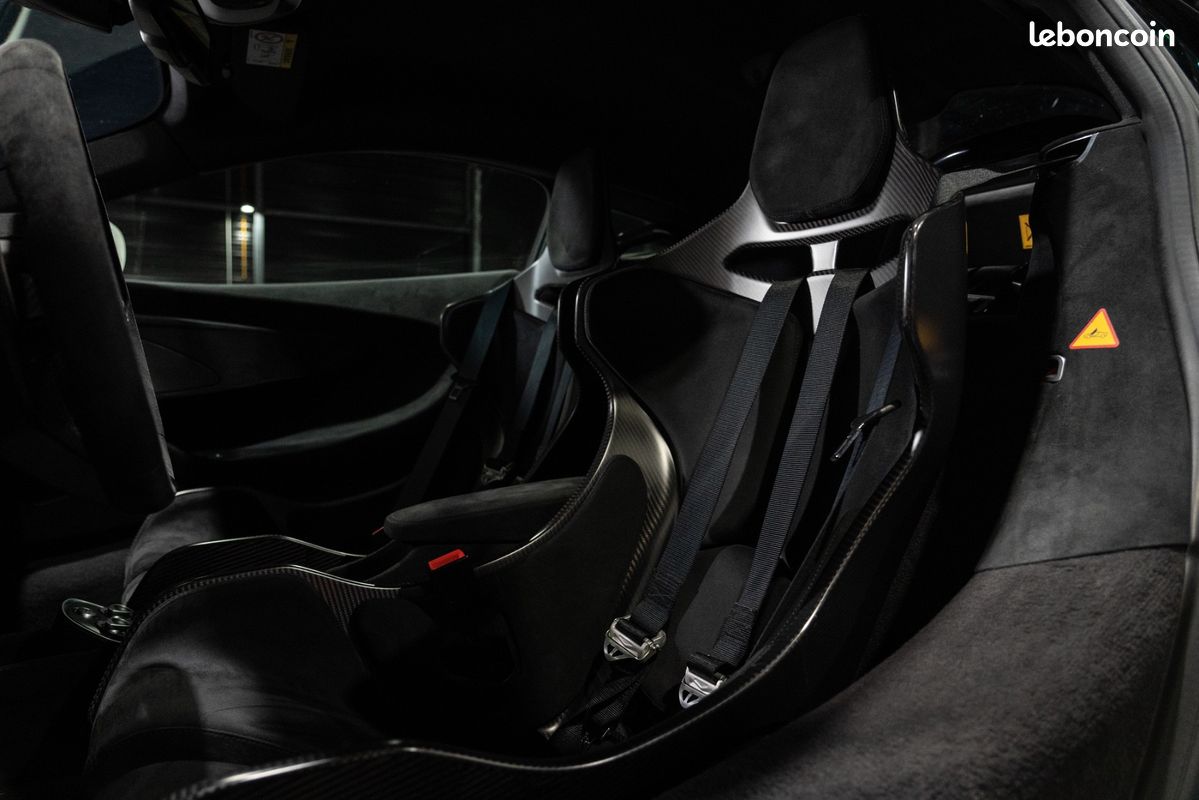 MCLAREN 600 LT V8 600 – FRANÇAISE / Baquets Senna / Cam Recul / Arceau / Carbone / Harnais / 1568E/Mois (image 15)