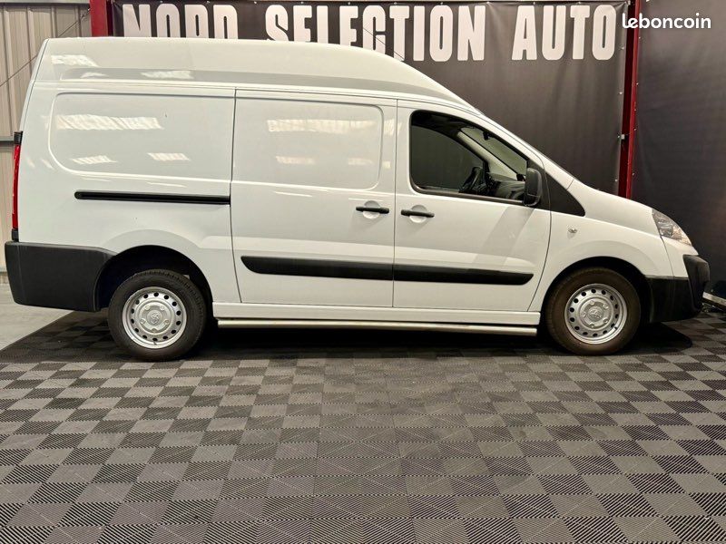 TOYOTA PRO ACE 2.0 128 CH BV6 L2 H2 2 PLACES TVA RECUPERABLE REG LIM CLIM DOUBLE PORTE LATERAL 141.920km (image 8)