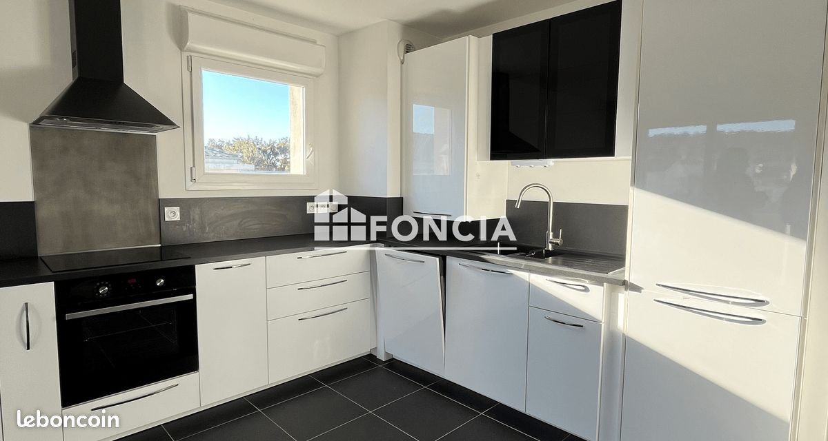 Appartement 3 pièces 65 m² · à Les Pennes-Mirabeau · 65 m² · 1 021 €/mois