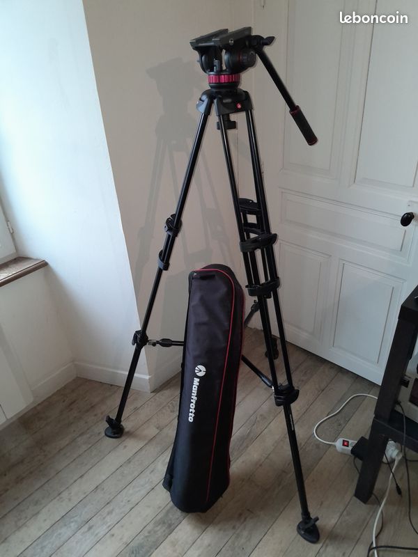 Trépied vidéo Manfrotto 546 BK + rotule MVH502A (image 3)