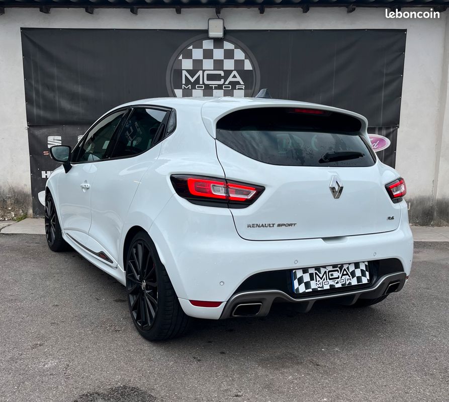 Renault clio rs trophy (image 2)