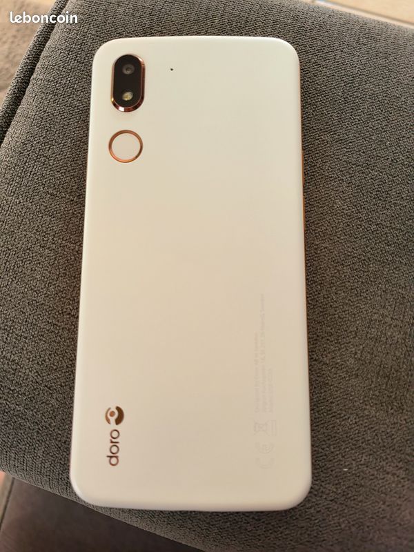 Smartphone Doro 8080 (image 2)
