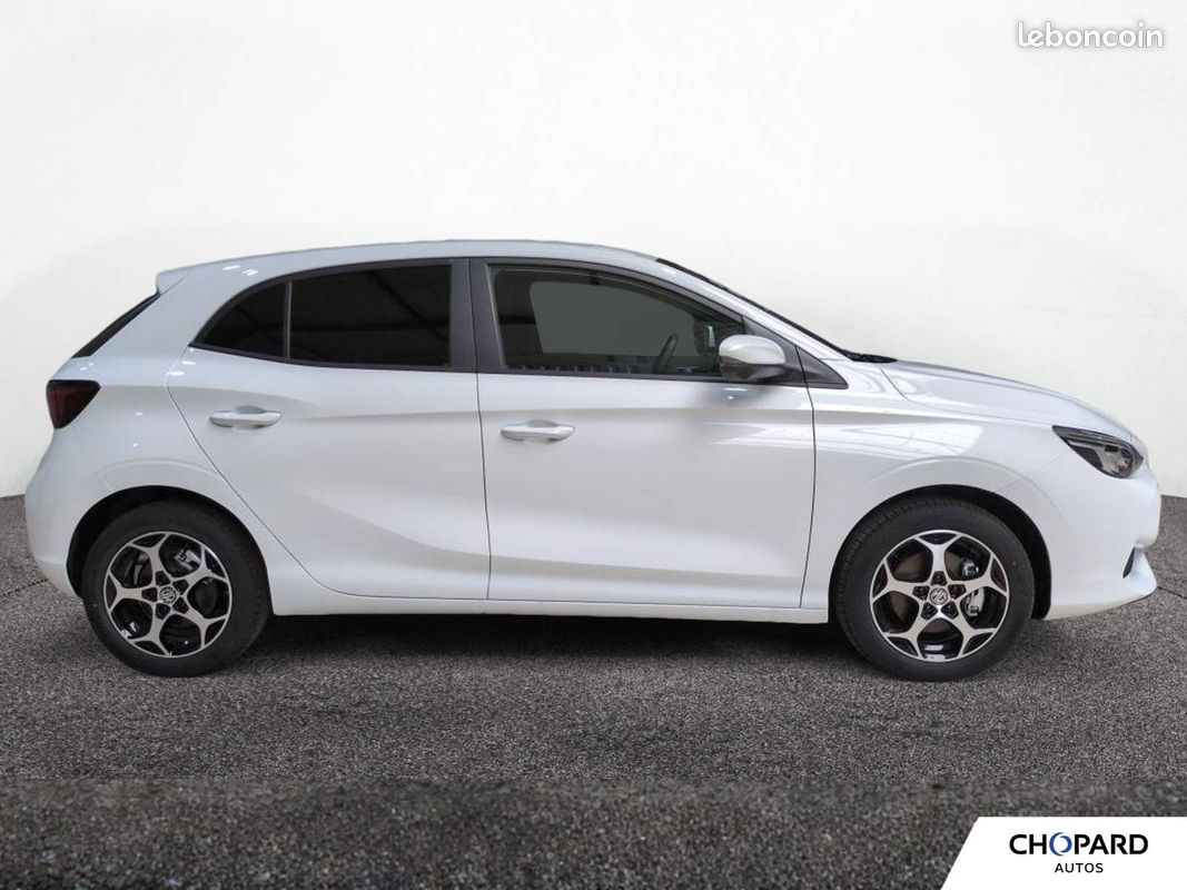 MG MG3 1.5 L Hybrid+ 195 ch Luxury (image 3)