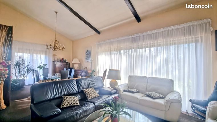Maison 6 pièces 295 m²
